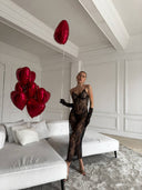 Siyah Dantel Gecelik – Tanga Hediyeli 2 Parça Şık ve Romantik Lingerie Set