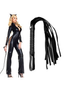 Siyah Deri Kamçı – Fantazi Aksesuarı, Esnek ve Dayanıklı Tasarım | Madame Mercy