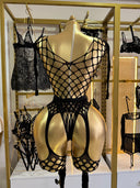 Transparan Vücut Çorabı – Şık ve Cesur Özel Tasarım