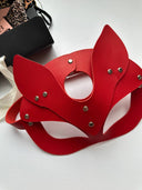 Red Desire Bondage Set – Kırmızı Maske & Kelepçe Fantezi Aksesuar Seti (Gizli Gönderim) | Madame Mercy
