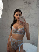 Vanessa Mavi Çiçek Detaylı 3 Parça Jartiyer Takımı – Gizli Gönderim