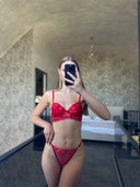Kırmızı Kalpli Destekli Sütyen Takımı – Romantik ve Şık Set